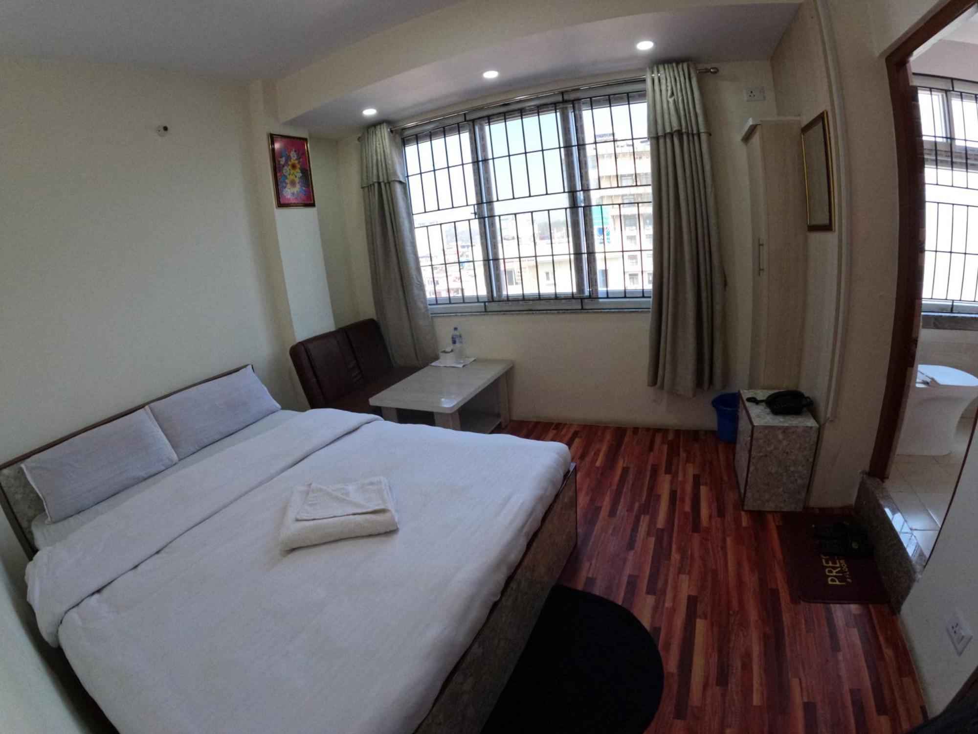 Hotel Global Village Katmandou Extérieur photo